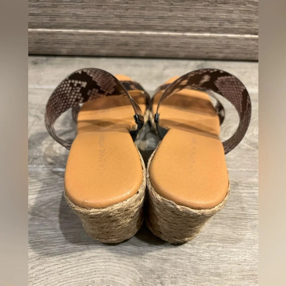 Adrienne Vitadini Size 7 1/2 Bandit wedge sandals - Picture 3 of 9